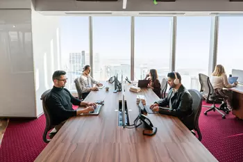 Premium coworking space at North Wacker, Chicago, where clients stay productive with inspiring views.