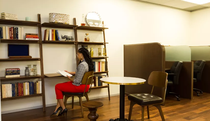 A premium dedicated desk at 155 North Wacker, Chicago, where you can enjoy your permanent desk with lockable cabinet.